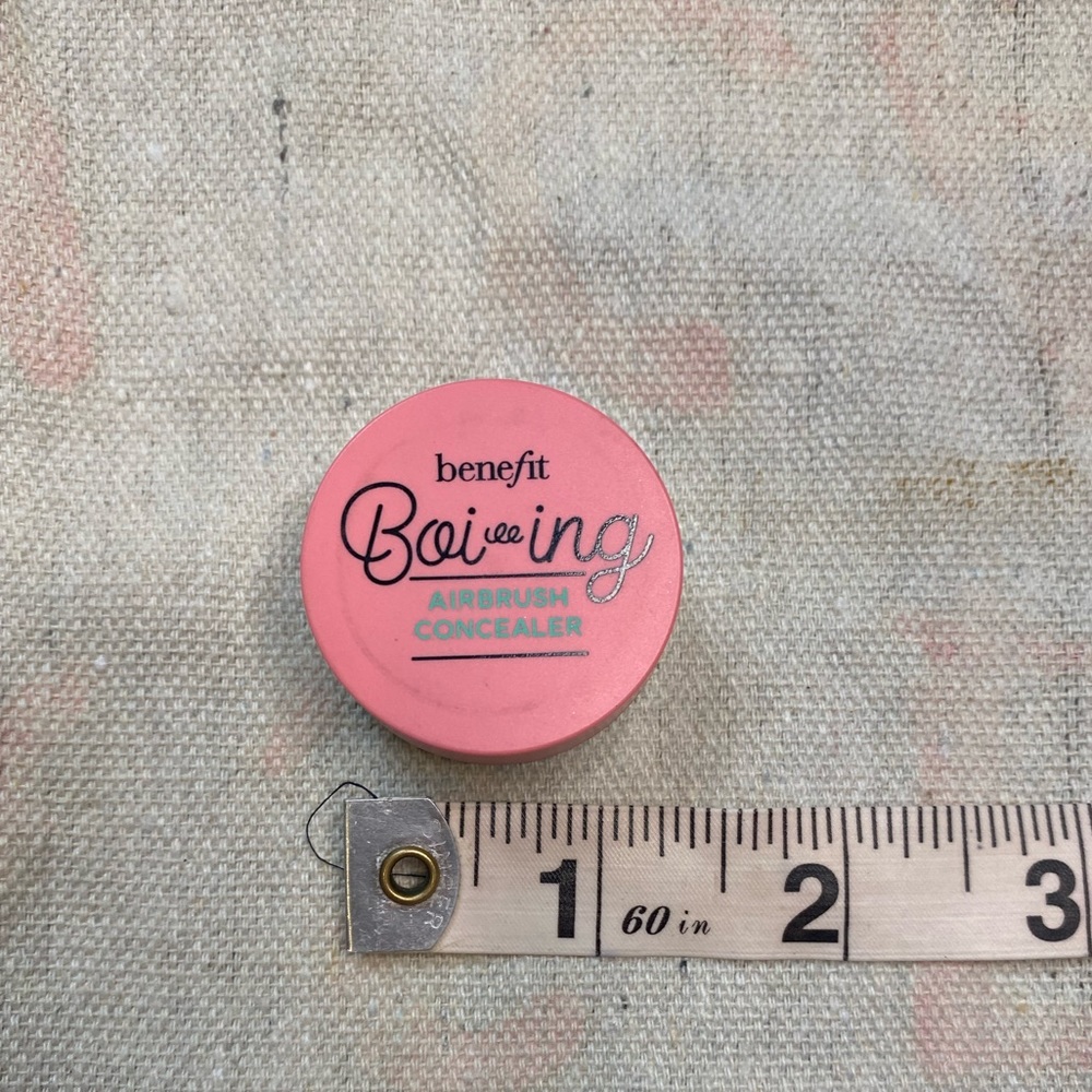 Mini Boi-ing Benefit Airbrush Concealer